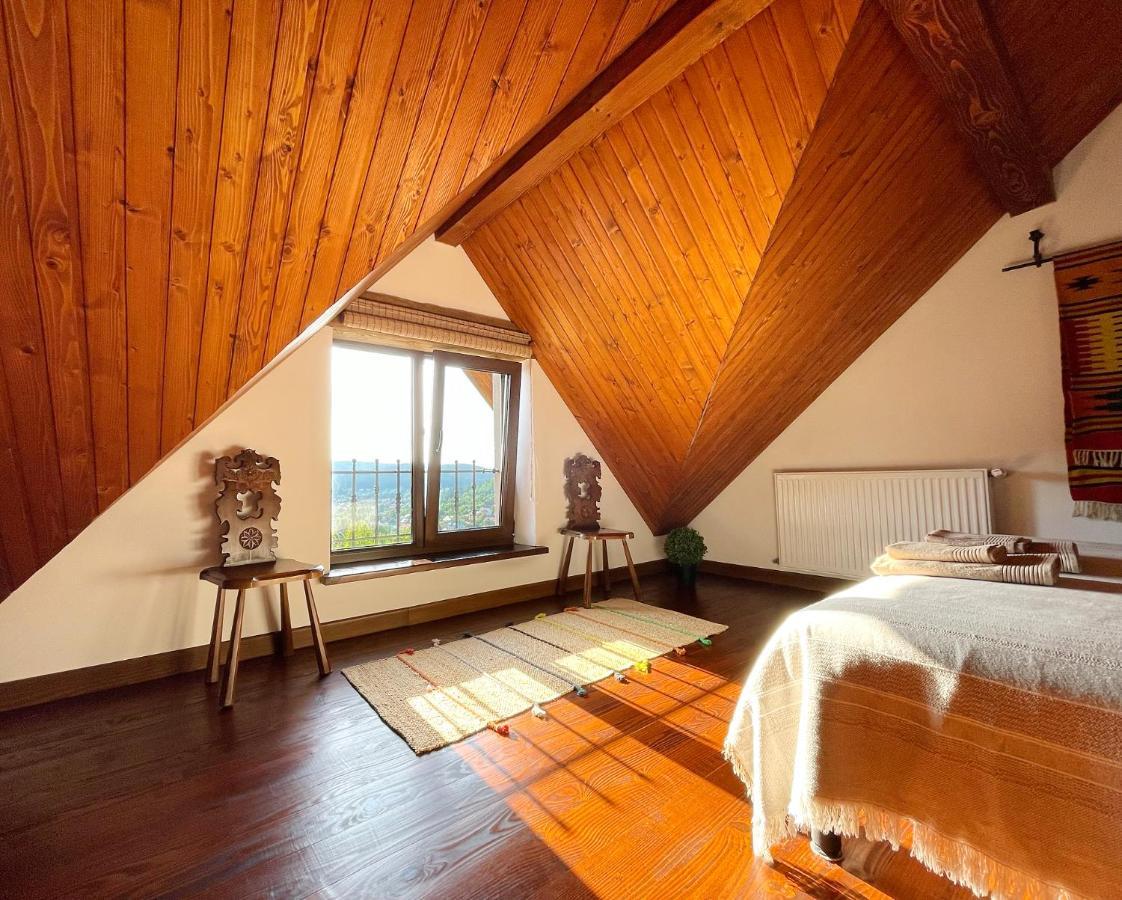 Villa Zoryany Dvir Skhidnytsia Екстериор снимка