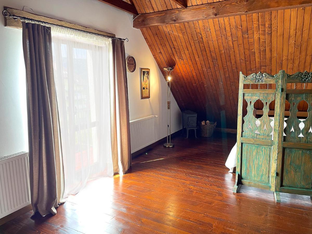 Villa Zoryany Dvir Skhidnytsia Екстериор снимка