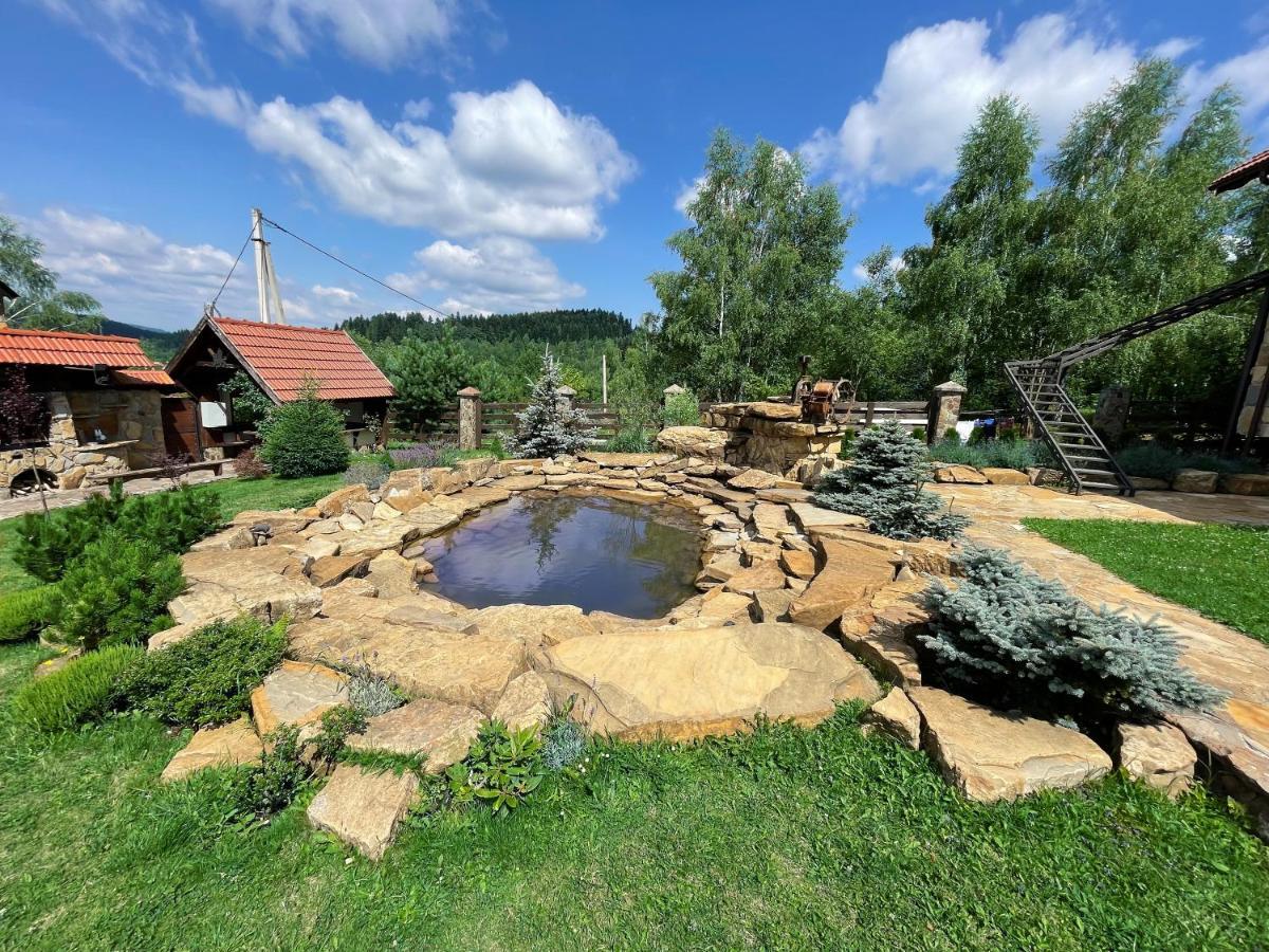 Villa Zoryany Dvir Skhidnytsia Екстериор снимка